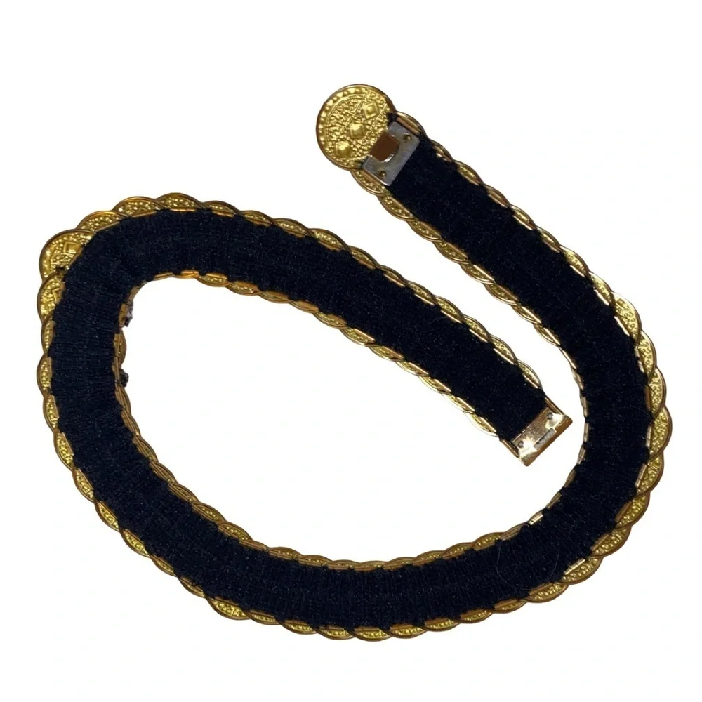 VINTAGE Elastic Medallion Coin Belt in Gold (Tone)